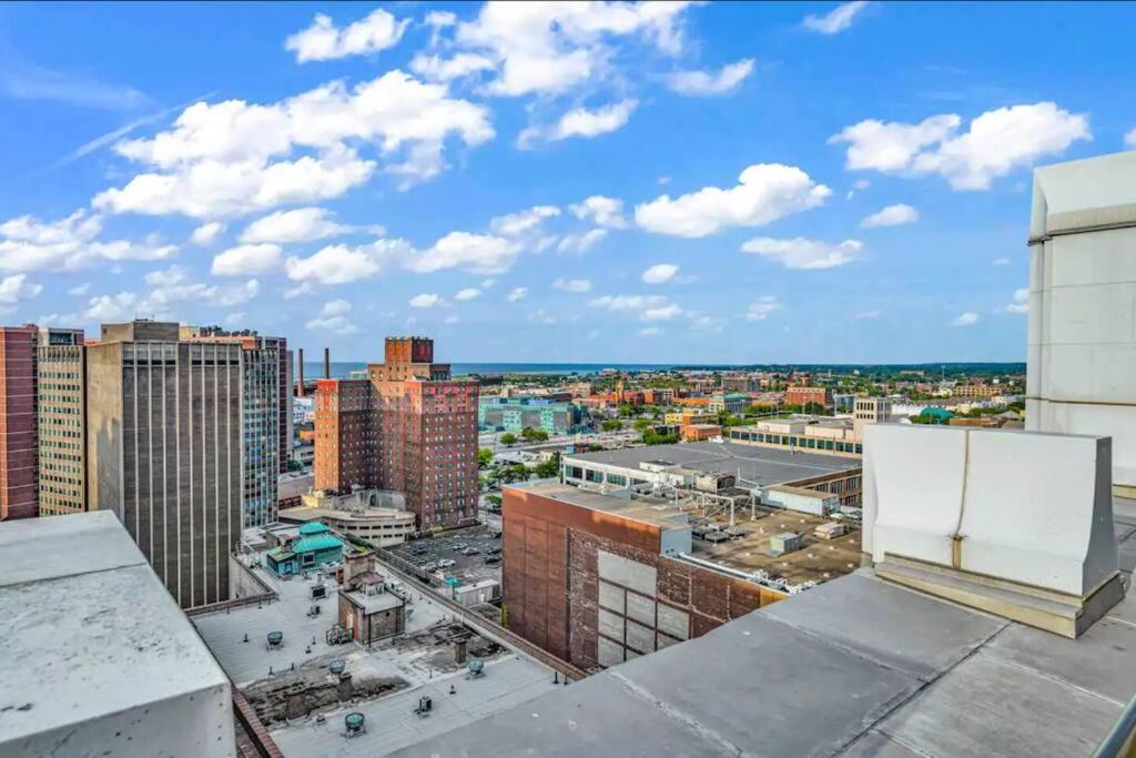 2Br Unit In The Heart Of Dt On Playhouse Square, With Pool And Gym Access-1106 Cleveland Exterior foto