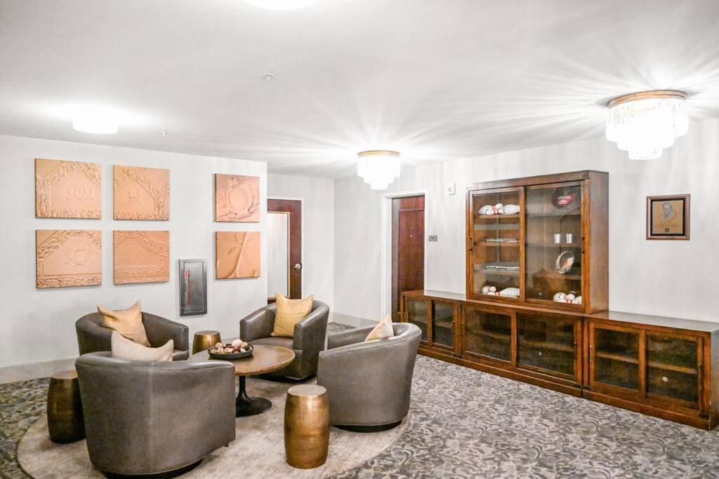2Br Unit In The Heart Of Dt On Playhouse Square, With Pool And Gym Access-1106 Cleveland Exterior foto