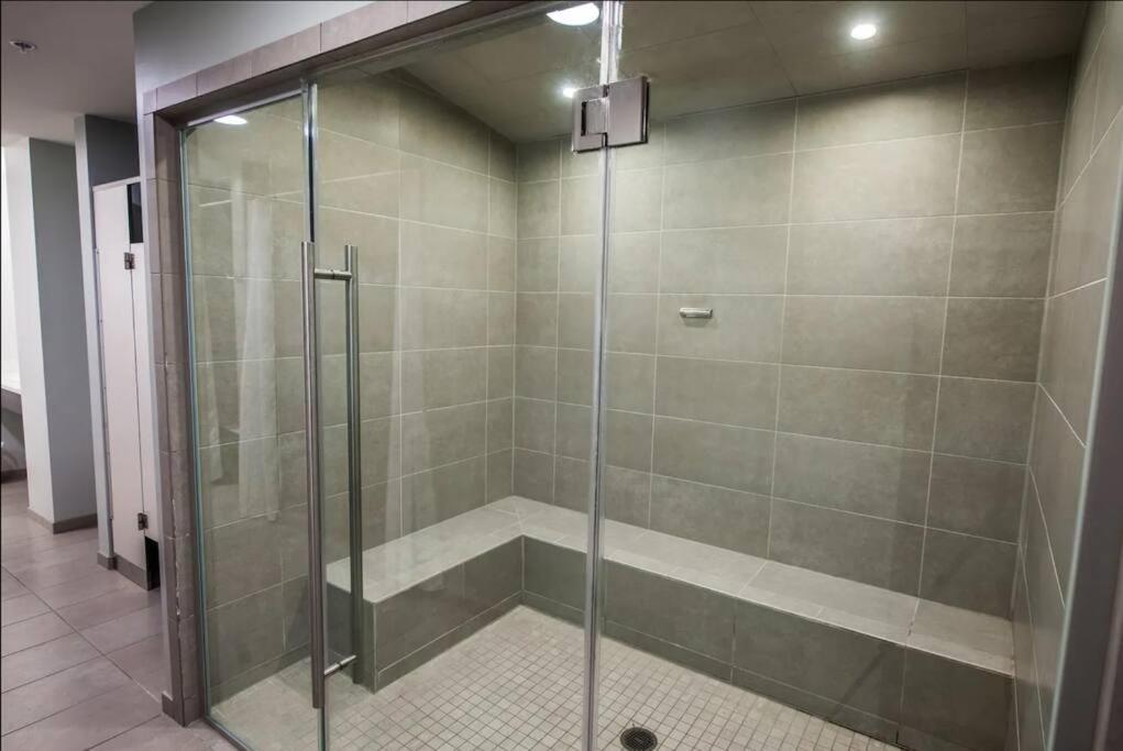 2Br Unit In The Heart Of Dt On Playhouse Square, With Pool And Gym Access-1106 Cleveland Exterior foto
